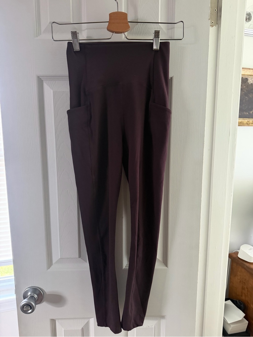 Beyond Yoga High-Rise Pocket Leggings in Deep Plum
